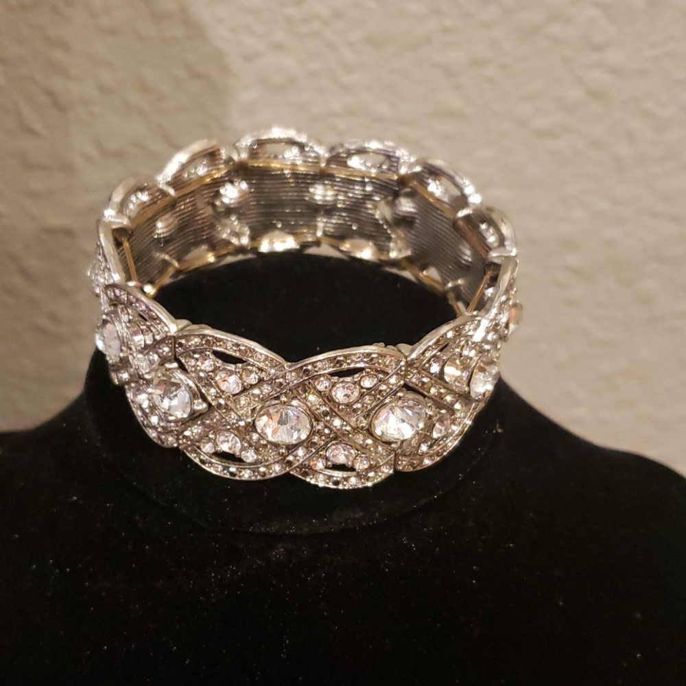 Bracelet - Picture 2 of 4